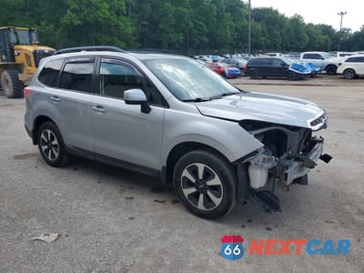 Czwarte zdjęcie samochodu z boku: 2017 SUBARU FORESTER 2.5I PREMIUM VIN:JF2SJAEC5HH409351 - miniatura