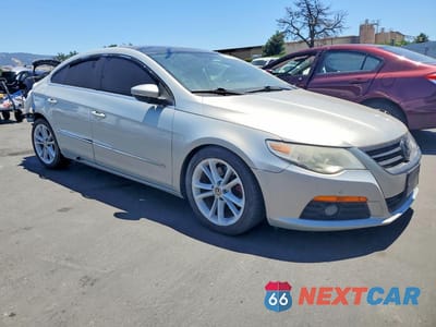 Czwarte zdjęcie samochodu z boku: 2010 VOLKSWAGEN CC LUXURY VIN:WVWHL7AN4AE513057 - miniatura