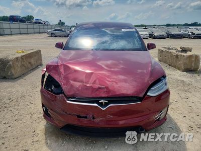 Piąte zdjęcie samochodu w środku: 2016 TESLA MODEL X VIN:5YJXCAE46GFS02683 - miniatura