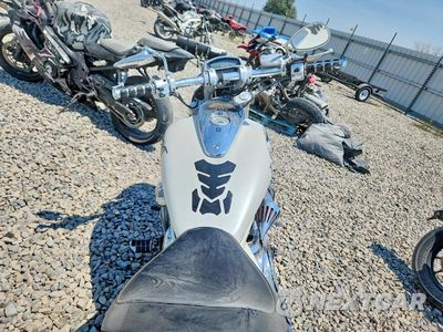 Zdjęcie 6 z 9 samochodu: 2007 SUZUKI VZR1800 VIN:JS1VY53A572104315 - miniatura