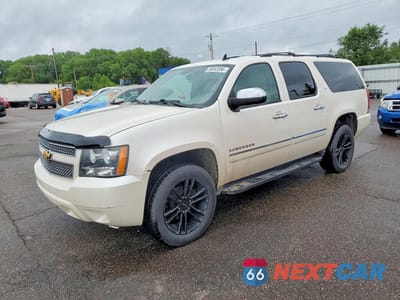 2013 CHEVROLET SUBURBAN K1500 LTZ 1GNSKKE7XDR185753 - główne zdjęcie licytacji z USA - miniatura