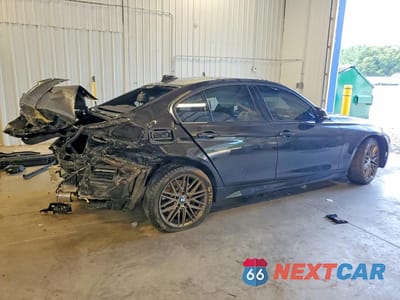 Trzecie zdjęcie samochodu z tyłu: 2018 BMW 340 XI VIN:WBA8B7G54JNU95098 - miniatura