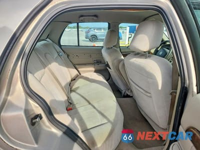 Zdjęcie 10 z 12 samochodu: 2006 MERCURY GRAND MARQUIS GS VIN:2MEFM74V26X618054 - miniatura