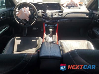 Zdjęcie 8 z 12 samochodu: 2017 HONDA ACCORD SPORT VIN:1HGCR2F51HA142088 - miniatura