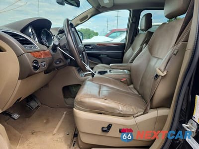 Zdjęcie 7 z 13 samochodu: 2011 CHRYSLER TOWN & COUNTRY LIMITED VIN:2A4RR6DG0BR500234 - miniatura