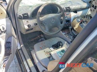 Zdjęcie 8 z 12 samochodu: 2002 MERCEDES-BENZ C 240 VIN:WDBRF61J52F166142 - miniatura
