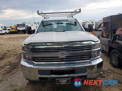 Piąte zdjęcie samochodu w środku: 2015 CHEVROLET SILVERADO K2500 HEAVY DUTY VIN:1GC1KUEG3FF131683 - miniatura