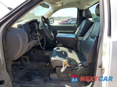 Zdjęcie 7 z 12 samochodu: 2013 CHEVROLET SILVERADO K2500 HEAVY DUTY VIN:1GB0KVCG4DF136848 - miniatura
