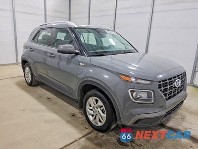 Czwarte zdjęcie samochodu z boku: 2020 HYUNDAI VENUE SEL VIN:KMHRC8A30LU038083 - miniatura