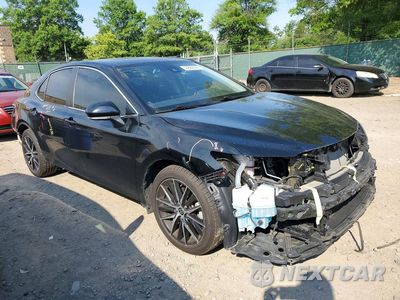 Czwarte zdjęcie samochodu z boku: 2022 TOYOTA CAMRY SE VIN:4T1G11AK9NU706719 - miniatura
