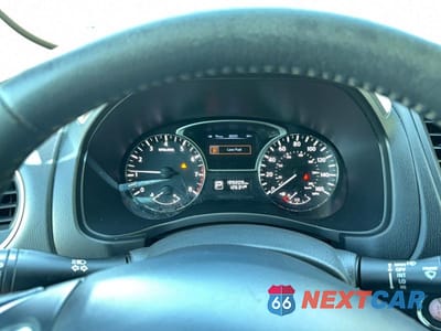 Zdjęcie 8 z 10 samochodu: 2013 NISSAN PATHFINDER S VIN:5N1AR2MM8DC623417 - miniatura