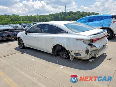 Drugie zdjęcie samochodu z przodu: 2019 TOYOTA AVALON XSE VIN:4T1BZ1FBXKU015092 - miniatura