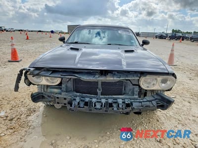 Piąte zdjęcie samochodu w środku: 2013 DODGE CHALLENGER R/T VIN:2C3CDYBT2DH685910 - miniatura