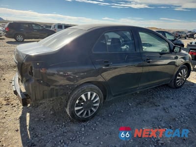 Trzecie zdjęcie samochodu z tyłu: 2008 TOYOTA YARIS BASE VIN:JTDBT923184012447 - miniatura