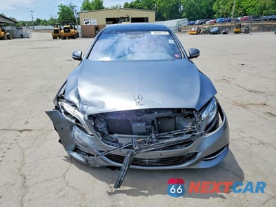 Piąte zdjęcie samochodu w środku: 2016 MERCEDES-BENZ S 550 4MATIC VIN:WDDUG8FB6GA236831 - miniatura