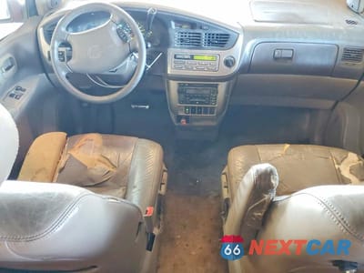 Zdjęcie 8 z 13 samochodu: 2002 TOYOTA SIENNA XLE VIN:4T3ZF13C52U455040 - miniatura