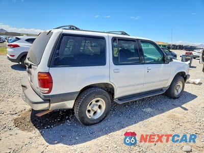 Trzecie zdjęcie samochodu z tyłu: 2001 FORD EXPLORER XLT VIN:1FMZU73E81ZA56014 - miniatura
