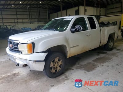 2007 GMC NEW SIERRA K1500 2GTEK19J471593703 - główne zdjęcie licytacji z USA - miniatura