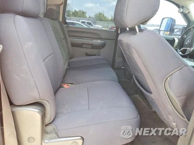 Zdjęcie 10 z 12 samochodu: 2012 GMC SIERRA K2500 SLE VIN:1GT120C83CF230536 - miniatura