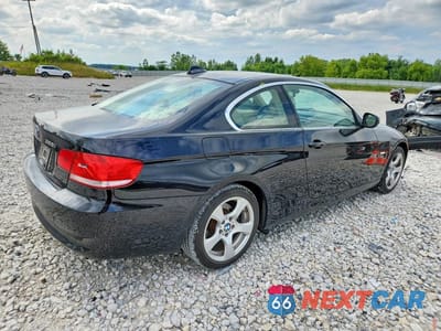 Trzecie zdjęcie samochodu z tyłu: 2010 BMW 328 XI VIN:WBAWC3C56AP470730 - miniatura