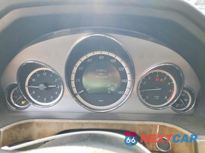 Zdjęcie 9 z 13 samochodu: 2011 MERCEDES-BENZ E 350 4MATIC VIN:WDDHF8HB9BA266139 - miniatura