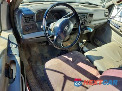 Zdjęcie 8 z 12 samochodu: 2004 FORD F650 SUPER DUTY VIN:3FRNX65R14V685508 - miniatura