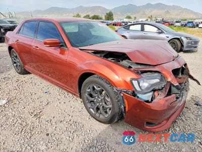 Czwarte zdjęcie samochodu z boku: 2021 CHRYSLER 300 TOURING VIN:2C3CCARG7MH516422 - miniatura