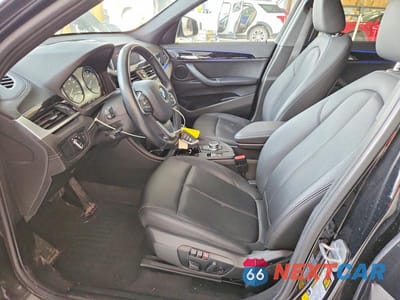 Zdjęcie 7 z 13 samochodu: 2021 BMW X1 XDRIVE28I VIN:WBXJG9C01M5U09104 - miniatura