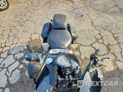 Piąte zdjęcie samochodu w środku: 2014 SUZUKI VL800 T VIN:JS1VS55A4E2100168 - miniatura