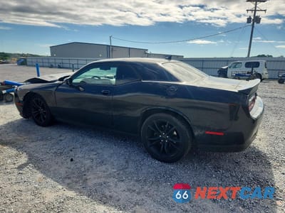 Drugie zdjęcie samochodu z przodu: 2016 DODGE CHALLENGER SXT VIN:2C3CDZAG9GH353185 - miniatura
