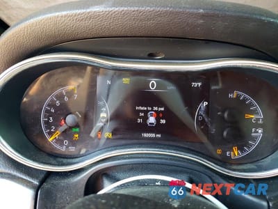 Zdjęcie 9 z 13 samochodu: 2017 JEEP GRAND CHEROKEE LIMITED VIN:1C4RJFBG4HC794271 - miniatura