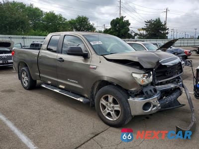 Czwarte zdjęcie samochodu z boku: 2007 TOYOTA TUNDRA DOUBLE CAB SR5 VIN:5TBRV54177S469367 - miniatura