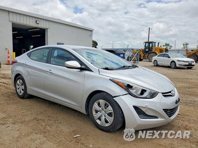 Czwarte zdjęcie samochodu z boku: 2016 HYUNDAI ELANTRA SE VIN:5NPDH4AE3GH703407 - miniatura