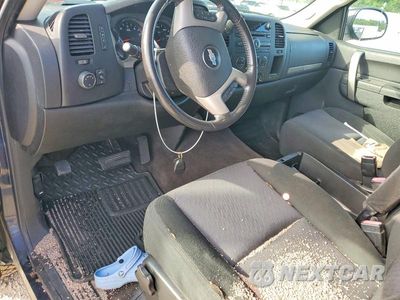 Zdjęcie 8 z 12 samochodu: 2010 CHEVROLET SILVERADO K1500 LT VIN:1GCSKSE31AZ192608 - miniatura