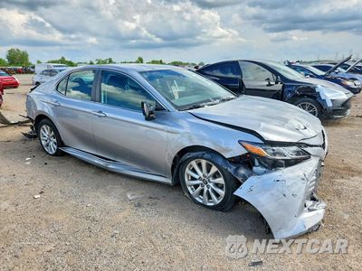 Czwarte zdjęcie samochodu z boku: 2019 TOYOTA CAMRY LE VIN:4T1B11HK7KU171675 - miniatura