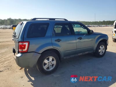Trzecie zdjęcie samochodu z tyłu: 2012 FORD ESCAPE XLT VIN:1FMCU0D78CKA87529 - miniatura