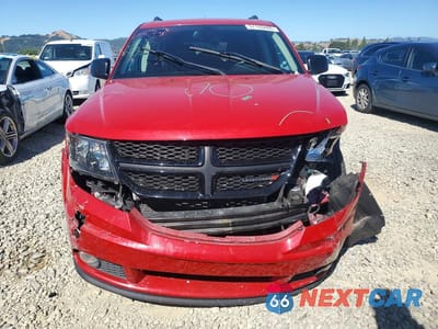 Piąte zdjęcie samochodu w środku: 2018 DODGE JOURNEY SE VIN:3C4PDCAB7JT534931 - miniatura