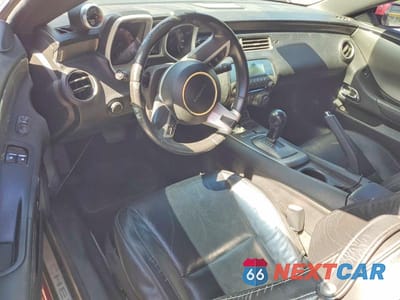 Zdjęcie 8 z 12 samochodu: 2010 CHEVROLET CAMARO SS VIN:2G1FK1EJ0A9139962 - miniatura