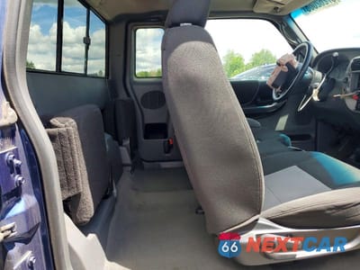 Zdjęcie 10 z 12 samochodu: 2010 FORD RANGER SUPER CAB VIN:1FTLR4FE5APA21822 - miniatura