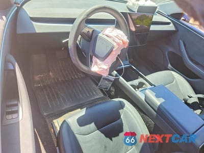 Zdjęcie 8 z 12 samochodu: 2024 TESLA MODEL 3 VIN:5YJ3E1EBXRF791943 - miniatura