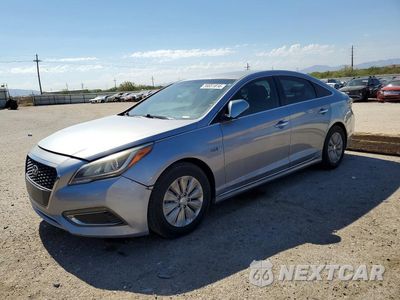 2017 HYUNDAI SONATA HYBRID SE KMHE24L11HA046708 - główne zdjęcie licytacji z USA - miniatura