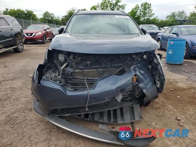 Piąte zdjęcie samochodu w środku: 2015 NISSAN ROGUE SL VIN:5N1AT2MV5FC819473 - miniatura