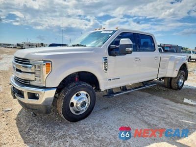 2017 FORD F350 SUPER DUTY 1FT8W3DTXHEE77881 - główne zdjęcie licytacji z USA - miniatura