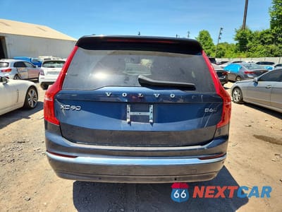 Zdjęcie 6 z 13 samochodu: 2023 VOLVO XC90 ULTIMATE VIN:YV40621A5P1940720 - miniatura