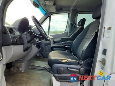 Zdjęcie 7 z 13 samochodu: 2016 MERCEDES-BENZ SPRINTER 2500 VIN:8BRPE7DD2GE123235 - miniatura