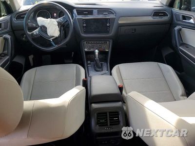 Zdjęcie 8 z 13 samochodu: 2019 VOLKSWAGEN TIGUAN SE VIN:3VV3B7AXXKM115993 - miniatura