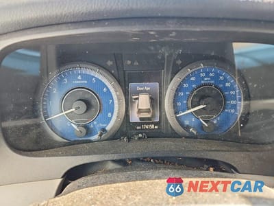 Zdjęcie 9 z 12 samochodu: 2016 TOYOTA SIENNA XLE PREMIUM 7-PASSENGER VIN:5TDDK3DC0GS131387 - miniatura