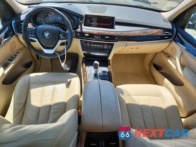 Zdjęcie 8 z 13 samochodu: 2015 BMW X5 XDRIVE35I VIN:5UXKR0C50F0K61660 - miniatura