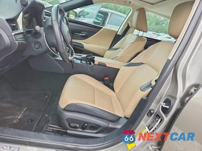 Zdjęcie 7 z 12 samochodu: 2021 LEXUS ES 300H VIN:58ADA1C19MU004060 - miniatura