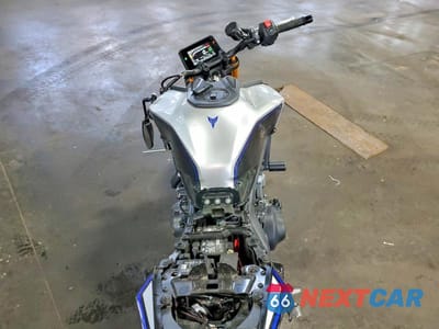 Zdjęcie 6 z 10 samochodu: 2025 YAMAHA MT09 SP VIN:JYARN95E6SA002555 - miniatura